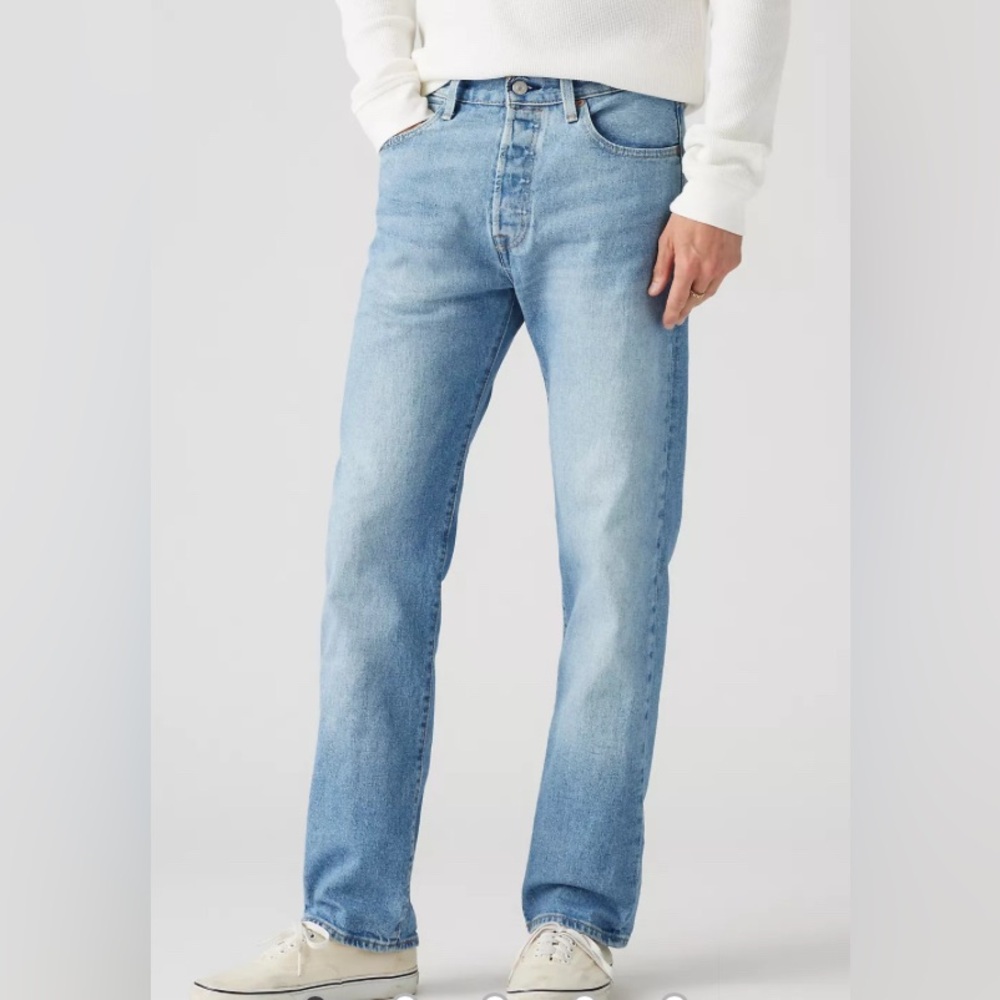 Levi's 501® Original Fit Men's Jeans, 34 x 30, Medium Light Wash